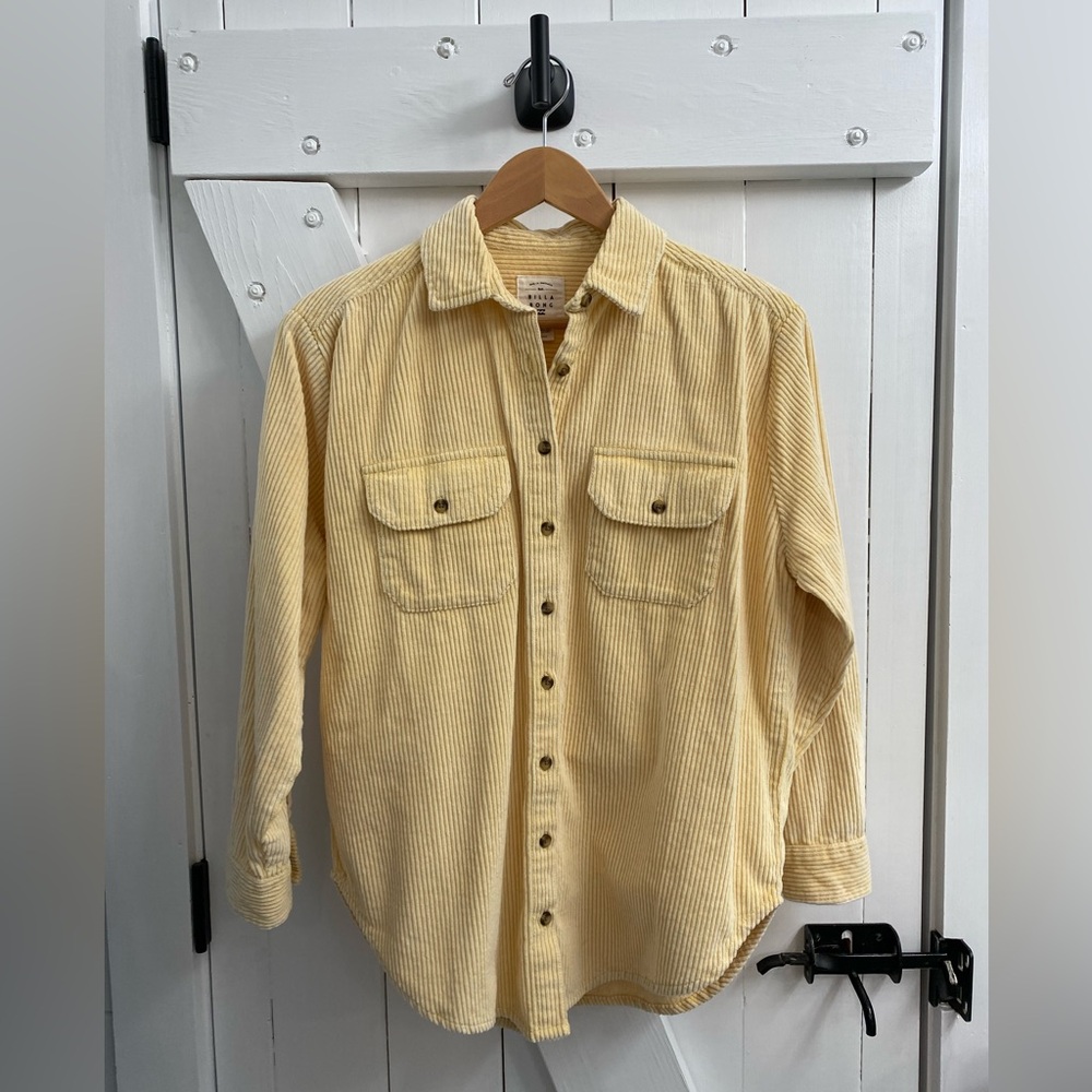 Billabong Women's Light Yellow Corduroy Button Up Long Sleeve Retro Boho Shirt